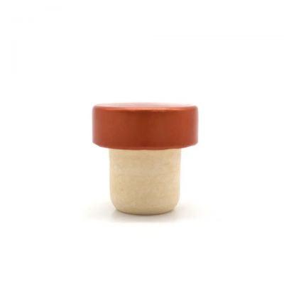 Synthetic cork for T-shaped plastic metallized liquors, brandy spirits, tequila, vodka and gin bottles