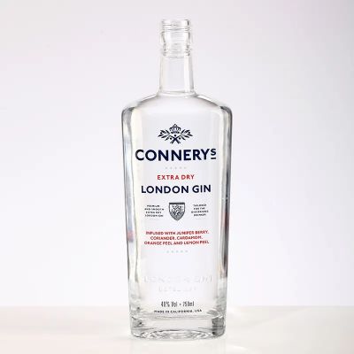 Customized label decal super flint glass liquor bottle spirit clear whisky 750ml triangle vodka tequila mezcal bottle with lid