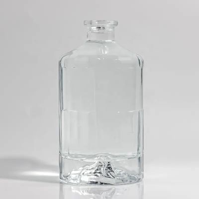 Chinese Supplier Glass Containers Spirit Liquor Vodka Gin Whiskey Tequila Glass Bottle Oslo Bottle with Rubber Stopper 750ml