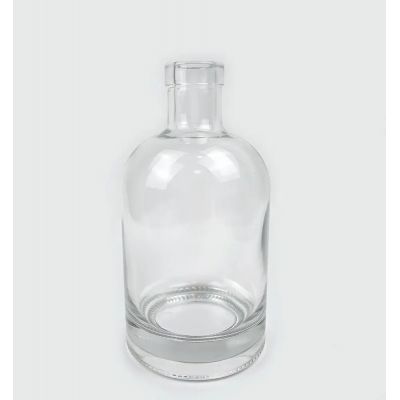 Custom spirit bottle Wholesale Custom Glass 500ml 700ml 750ml Gin Spirit Whiskey Vodka Bottle Glass Liquor Bottles