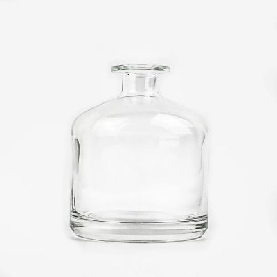 High-End Spirits Bartop Glass Round Bottles 500ml 700ml Gin Whisky Vodka Spirit Glass Bottle