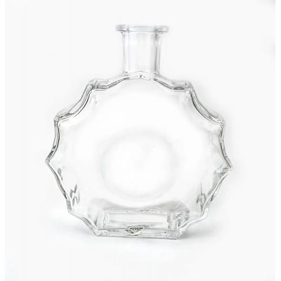 new design hot selling 700Ml 750Ml Glass Bottle Wholesale Rum Gin Wine Spirit vodka Whiskey Liquor bottle
