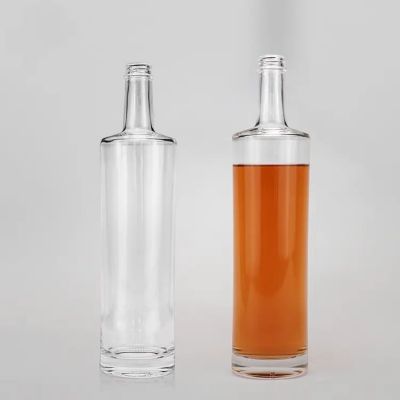 700ml Cylinder Glass Bottle Whisky Bottle Glass Liquor Vodka Gin Bottle with Screw Cap