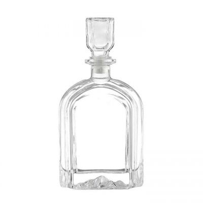Wholesale new designed customized flat transparent 500ml whiskey rum vodka alcohol glass bottles with wooden stoppers