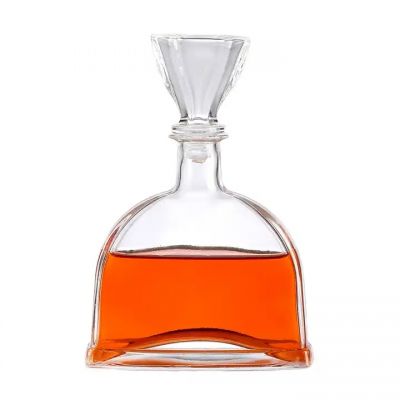 Hot Wholesale Flat Shape Glass Wine Bottle brandy whisky White Spirit Bottle With Screw Cap
