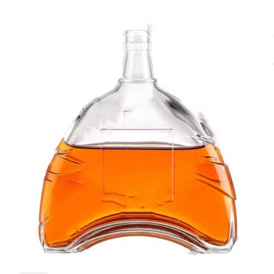 Wholesale 500ml 750ml Empty Luxury Shape Glass Wine Vodka Whisky Brandy Bottle with Factory Price
