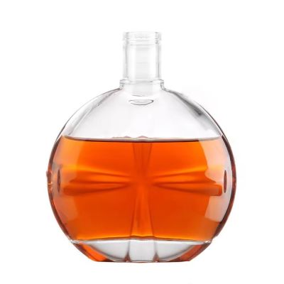 High quality 700ml whisky liquor vodka gin tequila wine glass spirits glass bottle with crok