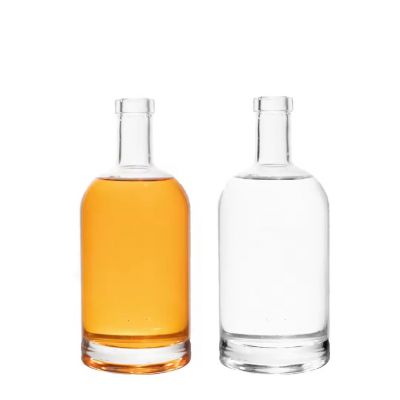 Custom Flint Clear Round Classical Empty 200ml 375ml 500ml 750ml Glass Liquor Bottle With Cork