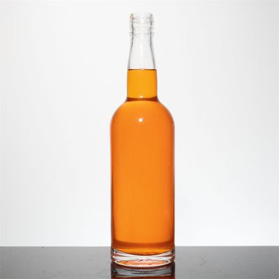 Quality Wholesale Vodka Bottle 750 ml Luxury Liquor Bottle for Tequila Vodka Rum Whiskey with Cork