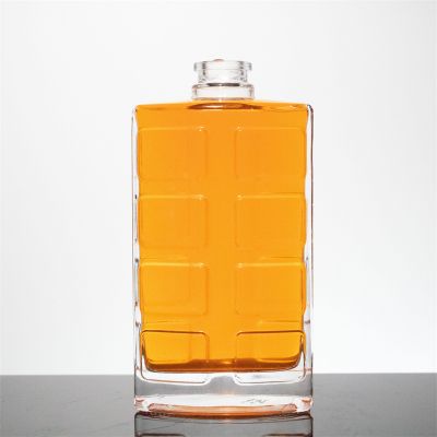 500ml New design Unique clear diamond-shaped glass wine bottle alcohol spirits bottle