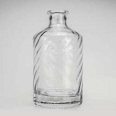 Customized transparent round empty flint glass liquor wine Vodka tequila bottle with cork lid
