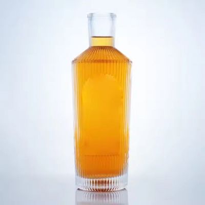 Standard vertical stripes glass 700ml glass bottles round whisky brandy glass bottle thick bottom bottle with cork top