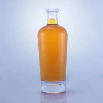 Standard clear 750ml glass bottle whiskey glass bottles liquor vodka Tequila mineral glass bottles with cork cap