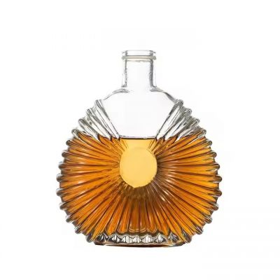 750ml Transparent round Whiskey Gin Vodka Liquor Empty Wine glass Bottle for gin packaging With stopper