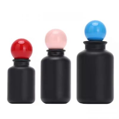 Hot Selling Matte Black Glass Perfume Bottle 30ml 50ml 100ml Empty Spray Fragrance Perfume Bottle With Ball Cap
