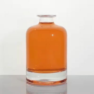 Big Capacity 500ml 700ml 1000ml Gin Brandy Liquor Glass Bottle Champagne Round Bottle With Wood