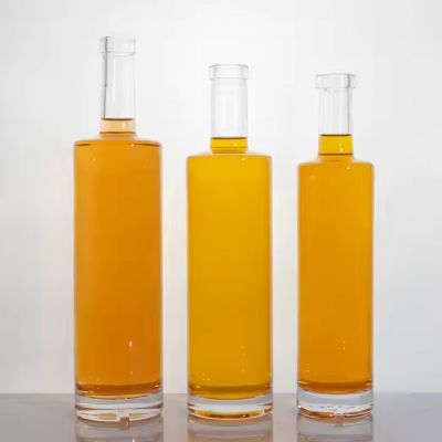 clear and Flint Flint 700ml clear Long Neck Vodka Glass Bottle Liquor Glass Bottle with Cork