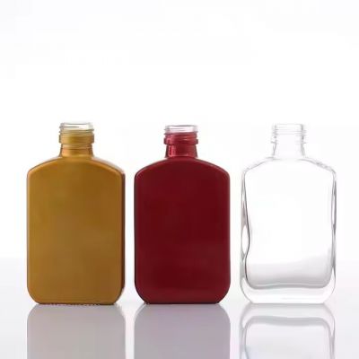 Classic Luxury Empty High Quality 100ml Glass Flat Wine Bottle With Screw Cap Sealing Packaging Vodka Whisky Energy Drinks
