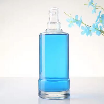 750ml Alcohol Bottle Flat Shoulder Glass Vodka Whiskey Gin Bottle Low-Cost Wine Glass Bottle With Cork Cap