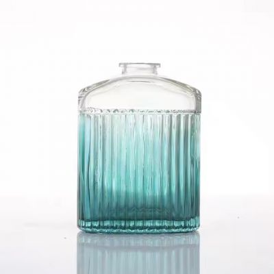 Square Mini Glass Bottles for Whiskey Vodka Tequila Champagne Brandy 50ml 100ml 200ml Capacity with Cork
