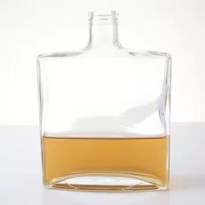 Factory Price Wholesale Spirits Glass Bottle With Screw Cap Clear Glass Bottle With Cork 500ml 750ml Bottles for Spirit
