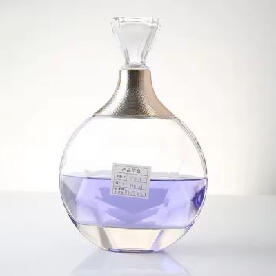 Custom Super Flint Luxury Cylinder Shape Cork Top Vodka Gin Spirit Empty Clear 500ml 1 Liter Glass Bottles Manufacturer Sale