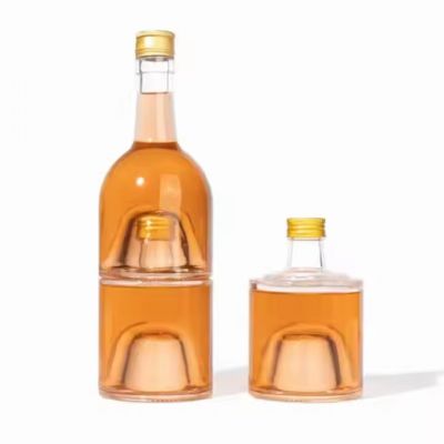 OEM ODM 500ml 750ml Round Alcohol Spirit Vodka Liquor Beverage Clear Glass Stacked Wine Bottle