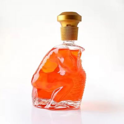 Wholesale High Quality Unique Shaped 500ML Clear Super Flint Advanced Packaging Wine Vodka Whisky Glass Bottles With Cork