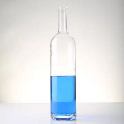 In Stock Wholesale Empty Clear 500Ml 750Ml Whisky Gin Transparent Round Glass Bottles Thick Bottomed With Cork Sealing Film