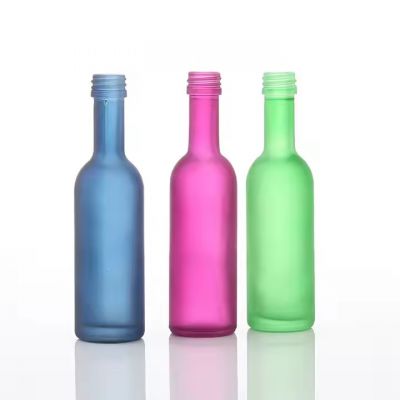 Customized 100ml 200ml Empty Decal Spirits Colored Juice Whisky Gin Rum Alcohol Vodka Liquor Glass Bottle With Screw Cap
