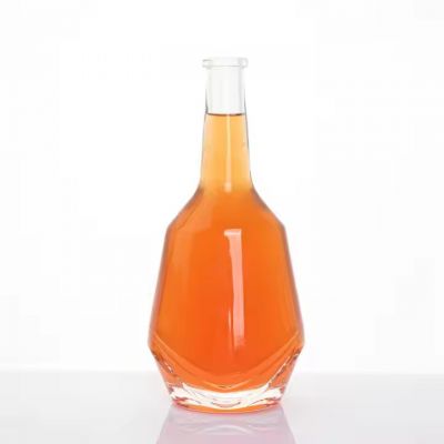 750ml Vodka Glass Bottle Premium Glass Bottle Factory Custom Color Label 375ml 500ml 1000ml Whiskey Rum