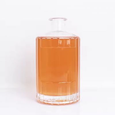 750ml Glass Bottle for Alcohol Bottles Glass Supplier Custom Color and Label logo Premium Glass Bottle Factory 500ml 750ml