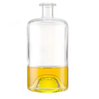 Bespoke High-end Mountain Base Super Flint Glass Premium Liquor Glass Alcoholic Beverage Bottle for Whisky Vodka Brandy Tequila