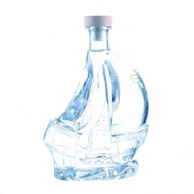 Manufacturer China Wholesale Rum Spirits 1000ml Quor Glass Bottle Alcohol Whiskey Gin Glass Wine Liquor Gin Bottle