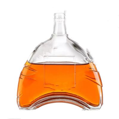 Wholesale Factory Price 500ml 750ml Empty Luxury Shape Glass Wine Vodka Whisky Brandy Bottle