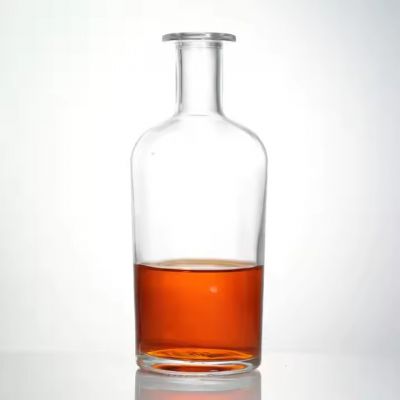 Luxury 700ml Super Flint Square Shape Spirits Liquor Gin Vodka Brandy Whisky Whiskey Glass Bottle With Screw Cap