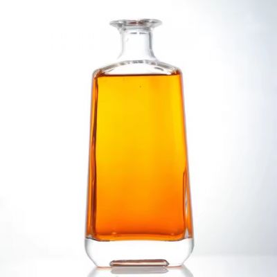 Luxury 750ml Glass Bottle Cork Cap Recyclable Brand Liqueur Decoration Packaging Container