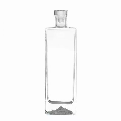Luxury 500ml Clear Glass Bottle Cork Custom Flat Square Bottom Design Inspired Volcano Mountain for Whiskey Tequila Brandy