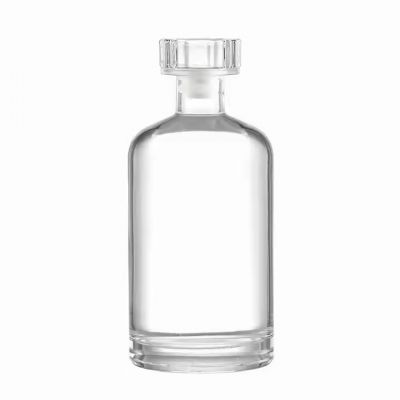 Top Grade 500ml Glass Vodka Bottles with Cork Seal Private Label for Beverage Producers for Tequila and Brandy