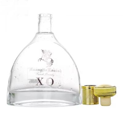 Wholesale 700ml Heavy Base XO Brandy Bottle Flat Shape Super Flint Glass for Premium Whiskey Liquor with a T-Cork Top