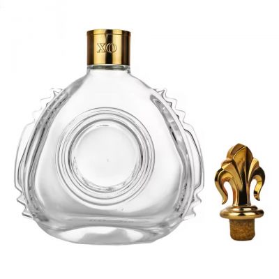 Wholesale 700ml Royal Design Flat Round Brandy Bottle with Luxury Crown Cap for XO Cognac Whiskey Empty High-end Glass Bottle