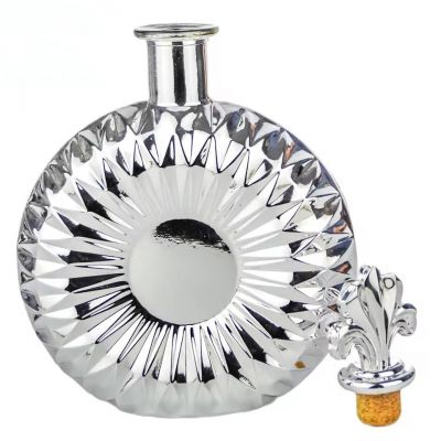 Wholesale Luxury 700ml Silver Electroplated Flat-round for Vodka Brandy Custom Empty Spirit Bottle With Fleur-de-lis Stopper