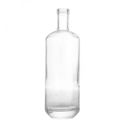 Wholesale 1 Liter Classic Nordic Style Glass Bottle for Vodka Gin Whiskey Rum Custom Logo Empty Spirit Liquor Bottle