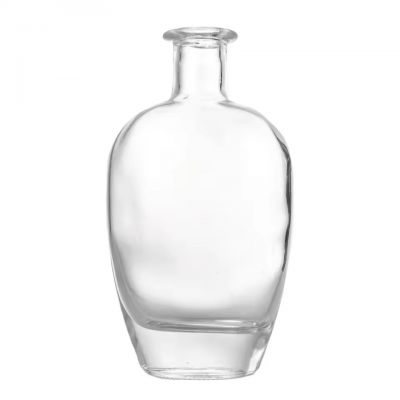Factory wholesale 500ml Flat Round Goose Oval Top Thick Bottom Thin Vodka Rum Gin Gin Whiskey Glass Bottle with Cork Stopper