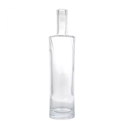 Factory Manufactured 500ml Round Glass Whiskey Bottles for Liquor Flat Shoulder Bottle Tequila Glass Spirit Bottle With Cork