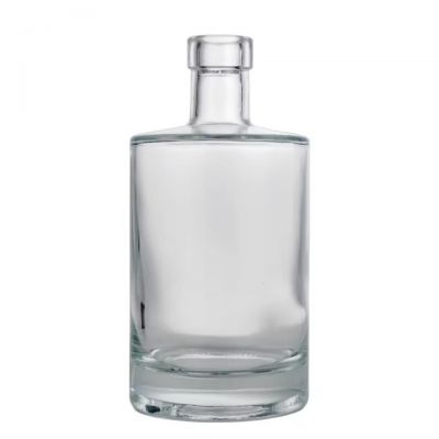 Custom Liquor Glass Bottles for Rum Tequila Vodka Gin Liquor Whiskey Spirit 500ml Thick Bottom With Cork