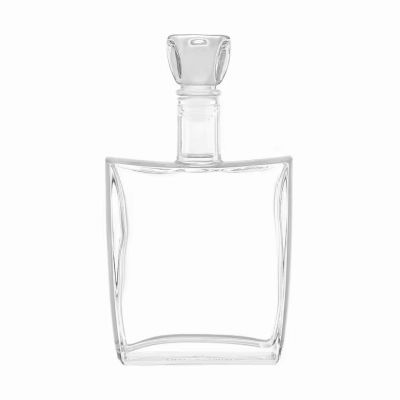 Custom Empty 500ml 750ml Square Glass Bottle with Wood Cork Cylinder Shape for Tequila Brandy and Skin Care Serum Brands