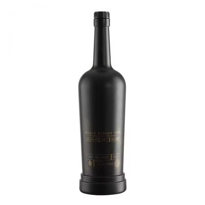 Luxury Customized 750ml Flint Glass Black Spray Paint Glass Bottle with Cork Whisky Liquor Glass Bottle
