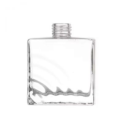 Corrugate Embossment Mini Portable Transparent Empty Flat 200ml 330ml Glass Liquor Bottle for Whiskey Rum Vodka