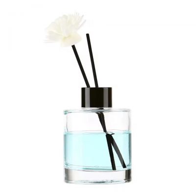 Home Fragrance Custom Logo Natural Liquid Aroma Perfume Luxury 50ml Glass Perfume Bottle Reed Diffuser Bottle for Weddings Set